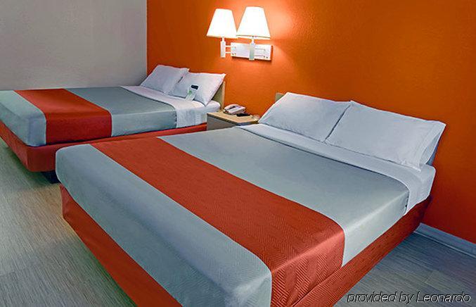 Motel 6-Windsor Locks, Ct - Hartford Екстер'єр фото